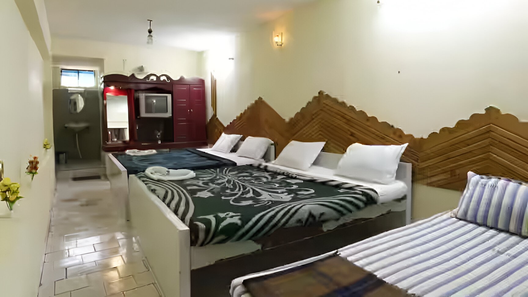 Five Bed Room